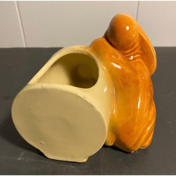 Doggone cute SHAWNEE POTTERY HOUND DOG WITH JUG PLANTER #610 Basset Hound MARKED - Picture 3 of 5